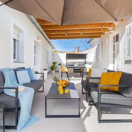 Pet Friendly Home In Pula * Pula