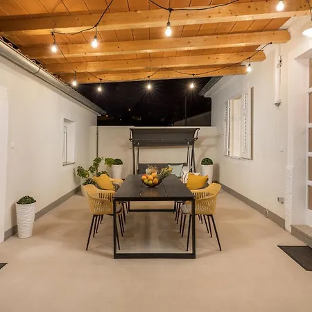 Hébergement de vacances 3 Bedroom Amazing In *