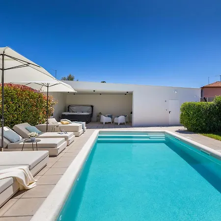 3 Bedroom Amazing In Hébergement de vacances *