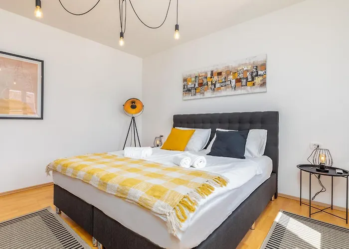 3 Bedroom Amazing In * 普拉