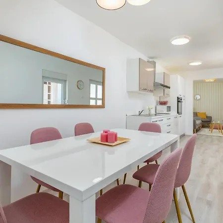 3 Bedroom Amazing In Nyaraló Póla